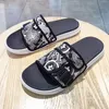 Slippers 2023 Men Designer Soft Home Banheiro não deslizamento Soled Flip Casual Flip Shop Shoes Sapatos Tamanho 35-46