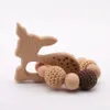 Jouets de dentition 1pc anneau de dentition en bois Aniaml Sika cerf bricolage artisanat hochets hêtre bois rongeur Crochet perles cadeaux pour enfants produits jouet 231031