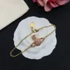 Projekt designerski bransoletki litera Vivian Chokers luksusowe kobiety biżuteria metalowa bransoletka perłowa cjeeweler Westwood DDFFD4577688-