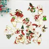 Uroki 10pcs/lot stop Enamel Santa Claus Choinka Shoe Deer Tree Snowflake Wisidant Making Dekoracja FX614