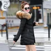 Mulheres Down Parkas 2020 Jaqueta de Inverno Mulheres Gola de Pele Marrom com Capuz Sólido Preto Branco Fe Down Casaco Solto Oversized Womens Long Parka L231102