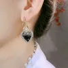 Dangle Lustre 2023 New Vintage Brillant Noir Cristal Amour Coeur Boucles D'oreilles Femmes Personnalité Mode Boucles D'oreilles Bijoux De Mariage Cadeau D'anniversaire