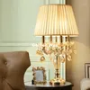 Lampade da tavolo Lampada moderna in cristallo 4 bracci D40cm H68cm Camera da letto di lusso Comodino Decorazione domestica europea