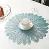 Yeni kalınlaşmış PVC Batı Masa Mat Amerikan Hollow Christmas Placemat Sıcak Altın Coaster Moda Isı Yalıtım Mat