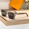 Lüks Güneş Gözlüğü Kadınlar Erkekler Yaz 1975 Tasarımcı Anti-ultraviyole retro plaka moda kare asetat tam çerçeve podyum açık stil uv400 gözlük rastgele kutu