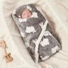Filtar B2EB Born Autumn Winter Swaddles Filt Baby Double Layer Thicked Flanell Lamb Fleece Cart barnvagnsskydd