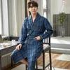 Men's Sleepwear Triple Layer Thin Cotton Pajamas With A Plaid Collar And Gold Trim For Casual Fashionable Bathrobes