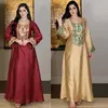 Ropa étnica Moda para mujer Seda dorada Lentejuelas bordadas Decoradas Musulmán Islámico Árabe Elegante Vestido de túnica atmosférica