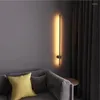 Lampa ścienna minimalistyczne światła LED długie paski Kreatywne kinkiety do salonu sypialnia sofa domowa sofa