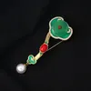 Pins Broschen Hochwertige klassische natürliche Jade-Pin-Brosche im chinesischen Stil. Antike goldene Handwerkskunst. Ruyi-Broschen für Damenschmuck 231101