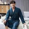 Men's Sleepwear Triple Layer Thin Cotton Pajamas With A Plaid Collar And Gold Trim For Casual Fashionable Bathrobes