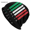 Berets Italy Flag Caps عتيقة شارع جراوين بيني قبعة البالغين الرجال المتماسكة الرجال النساء الإناث شتاء محرك مرونة دافئة