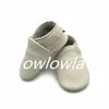 Första Walkers Baby Shoes Cow Leather Bebe Booties Soft Sules Nonslip Footwear For Spädbarn Småbarn First Walkers Boys and Girls Slippers 230331