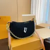 crossbody väskor luxurys handväskor designer väska kvinnor kedja lamm ull axlar damer mode klassisk handväska