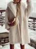 Mezclas de lana para mujer Abrigo de lana de cordero blanco Mujer Invierno Grueso Cálido Fleece Teddy Coat Mujer de gran tamaño Casual suelta Manga larga Solapa Ropa de abrigo larga 231102