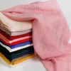 Écharpe décorative coton et lin plissé de style nouveau pour les dames Malaisie Hijab monochrome châle crêpe Scarf1165f