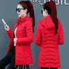 Kadın Trençkotları 2023 Sonbahar Kış Yastıklı Ceket Kadın Palto Moda Miste Mid-Mongt Slim Söndürülebilir Kapşonlu Dış Giyim Kadınları 6xl