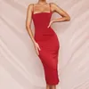 Casual Dresses Sexig Sling Dress Solid Color Party Clubwear Midi ärmlös lågklippta gatastil Wild Wrapped Hips Fashion Back Slitt