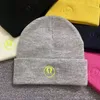 Beanie Bonnet Designer Beanie for Women Men Multi-Color Autumn and Winter Hat Tryckt med klassiska modebrev Varm hög kvalitet