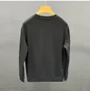 Neues modisches Desinger-Plaid-Langarm-T-Shirt für Herren in Schwarz mit Rundhalsausschnitt und Spleiß für Jungen, täglich lässig, bequem, personalisierbar, atmungsaktive T-Shirts aus Baumwolle