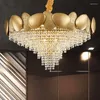 Chandeliers Light Luxury Postmodern Lamp Personality Designer de arte criativa Modelo de ponta El Living Room Crystal Candelier