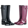 Yağmur Botları Kadın Yağmur Botları Su Geçirmez Yağmur Botları Moda Slip Olmayan Uzun Tüp Su Ayakkabıları Kore Versiyon Orta Tüp Yetişkin Su Botları Kadınlar 231101