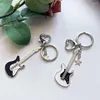 Keychains Vintage Sweet Cool Guitar Star Pendant Love Heart Keychain Girl Simple Punk Bag Fashion Keyring