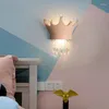 ウォールランプガールベッドサイドランプクリスタルペンダントクラウンモダンラグジュアリーチルドレンズベッドルームプリンセスルーム装飾ナイトライトライト