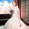 Luksusowa suknia balowa Dubai suknie ślubne z długim rękawem koronki Sheer Crystal Szyja Kryształowy koralikowatymi suknie ślubne koronkowe cekinowe designer elegancki vestido de novias