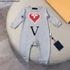 Designer V Luxe Bébé Barboteuses Ensembles nouveau-nés Nouveau-né Combinaisons Marque Filles Garçons Vêtements Barboteuse Salopette Combinaison Enfants Body Pour Bébés