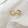 Dos Boucles D'oreilles En Alliage De Cuivre Coréen Lisse Faux Piercing Plaqué Or 18K Clip Sur Sans Oreille Trou Sphérique Cadeau Pour Les Femmes