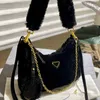 Women Messenger Bag Designers Autumn and Winter Fashion Fur Bag Shoulder Lady Totes Chain favorite Purse Handbags Crossbody Backpack