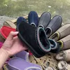 2024 Kids Slippers Toddler Plush Slide Australia Snow Boot Children Shoes Winter Boots Boots Mini Boot Baby Fur Booty Boys Girls Ongle Child Booties