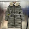 Fox Fur Neck Parkas Women White Duck Down Kurtka ciepłe grube kurtki projektanta Płaszcza z paskiem z paskiem