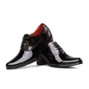 Men Dress Shoes Fashion Patent Leather Men Formal Shoes 2023 Luxe zakelijk Kantoor Weding schoeisel mannen Hoge hakken schoenen D2H9