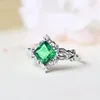 Pierścionki ślubne Huitan Eternity for Women Luxury Princess Cut Square Cubic Cricon Empanding oświadczenie biżuteria statek