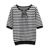 Pulls pour femmes L-4XL Taille Femmes Été Mince Pull tricoté 2023 Manches courtes O Cou Bow Stripe Pull surdimensionné Femme T-shirt Top