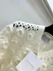 Cardigan blanc en tricot pour femme, pull ajouré, à la mode, doux, motif Floral, haut tricoté, collection automne 2023