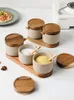 Bottiglie di stoccaggio Barattoli Set di vasetti di condimento in ceramica moderna Set da cucina per uso domestico Barattolo di zucchero e sale con coperchio Vaso Contenitore per alimenti di grande capacità Contenitore da cucina 230331