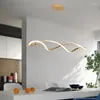 Lampadari a forma di spirale Elegante semplice lampadario moderno Soffitto alto Casa Corridoio decorativo per interni Illuminazione a sospensione a LED