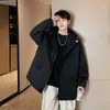 Vestes pour hommes automne et hiver arrivée multi-poches veste d'extérieur à capuche ample pour homme coréen vêtements de couleur unie