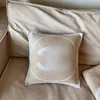 Design Véritable Laine Cachemire Signalisation Taie d'oreiller Housse de coussin motif classique Livré avec des étiquettes Coussin de qualité supérieure taille 50 * 50 cm pour lits canapé printemps automne hiver