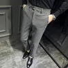 Garnitury męskie szczupły brytyjskie spodnie w stylu Business Casualne spodnie Mężczyzna solidny Fit High Quality Man Man Formal Wear 36 38