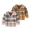 Pullover Dzieci Ubrania zimowe ciepłe top 2-8y chłopiec z długim rękawem Sweter Knitted Gentleman Kids Kid