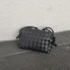 الأزياء boteega حقيبة المساء يحمل المنسوجة ايذر كروس السيدات فينيتا ميني سحابة 2024 محفظة محفظة باليد حقائب صغيرة