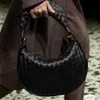 Luxe tassen Bvs imitatiemerk Trendy Crescent geweven tas Echt leer Twin voor heren en dames Modieus handbreien