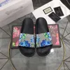 Fashion Designer Slides For Men Women Pantofole Fiori classici Stampa Scarpe con plateau in pelle Marca Summer Blooms Sandali con sacchetto per la polvere originale Large Size 35-48