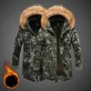 Мужские вниз по парке камуфляж Parka Cave Camouflage Jacket Зимняя бархатная бархата с толстыми ветропроницаемыми мужчинами теплые самцы средние военные 231101