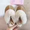 Pantofole in pelliccia bambino inverno peluche sandali con fascia elastica slipon di lusso con plateau scivoli ragazzi ragazze designer scarpe da casa in cotone 231101