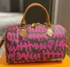 Graffiti tote bag luxurys designers sacos impressos bolsas de ombro senhora monogramas couro lona travesseiros bolsa